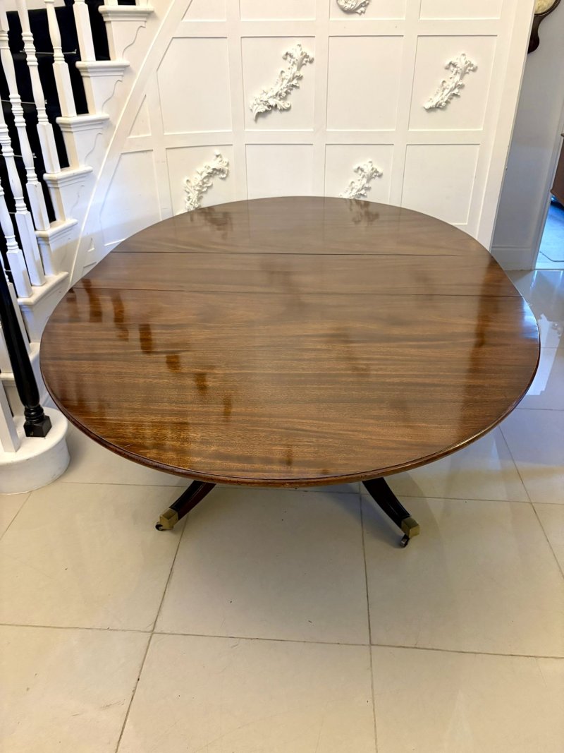 Quality Antique Mahogany Extending 10 Seater Dining Table